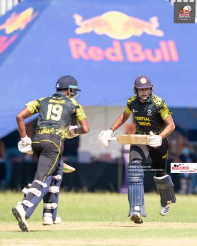 77b25437eb5d4416252a8975a6517106